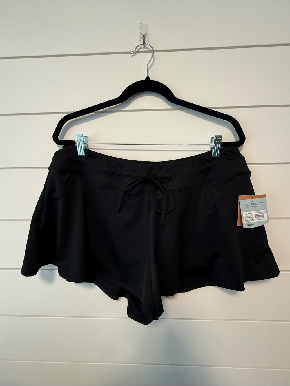 NWT Shade & Shore Women’s Black Swim Shorts with Drawstring XL